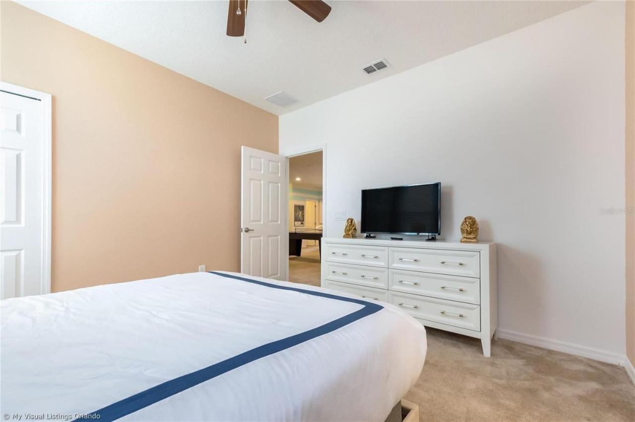 Hotel Oakwood Oasis à Davenport Extérieur photo