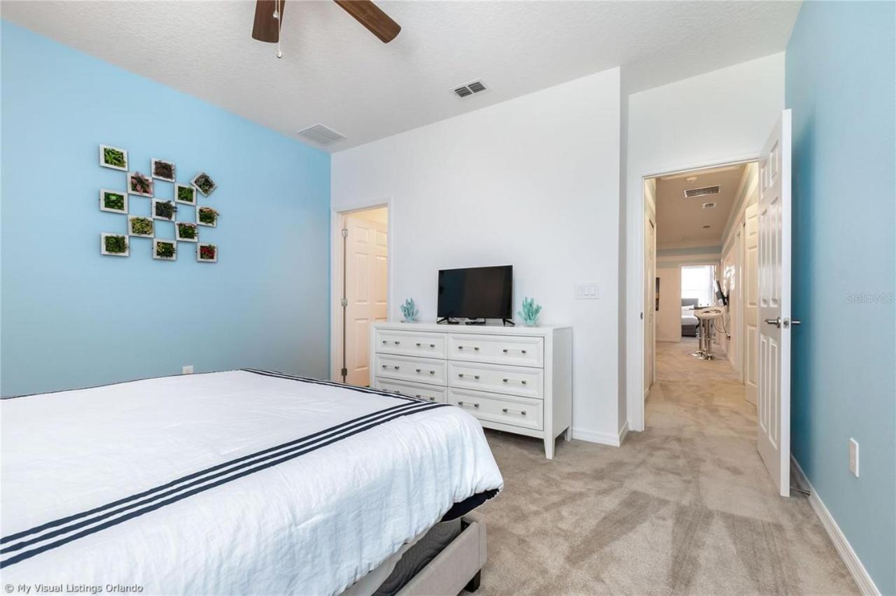 Hotel Oakwood Oasis à Davenport Extérieur photo